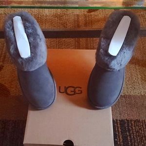 Womens Ugg Mini Fluff (Cuff) - Size 8